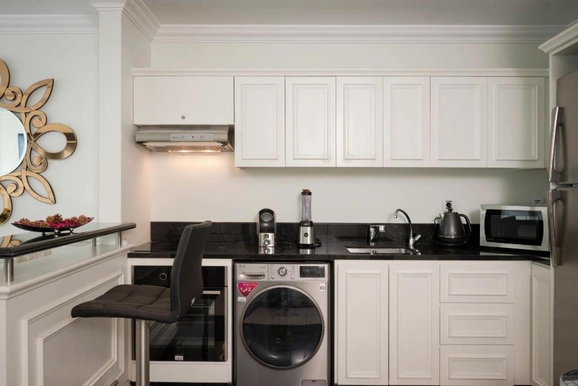 Versace Tower Luxury Suites - Downtown بيروت المظهر الخارجي الصورة